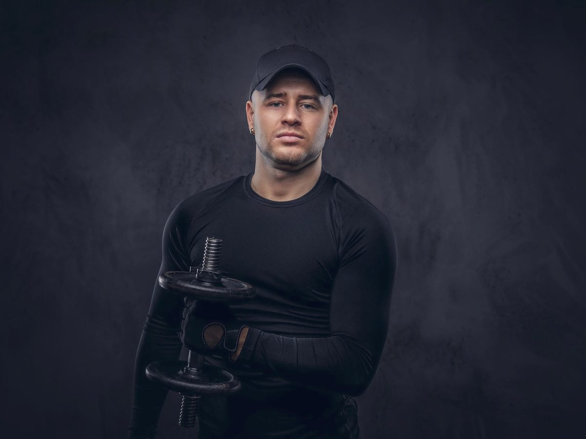Fitness coach with equipment